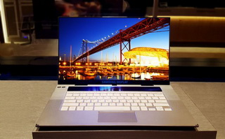 Samsung Display представила первые в мире UHD OLED-панели для ноутбуков