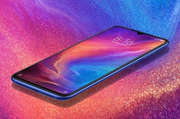 Новинки Xiaomi Mi 9 и Xiaomi Mi 9 SE появятся в свободной продаже в ближайшие дни